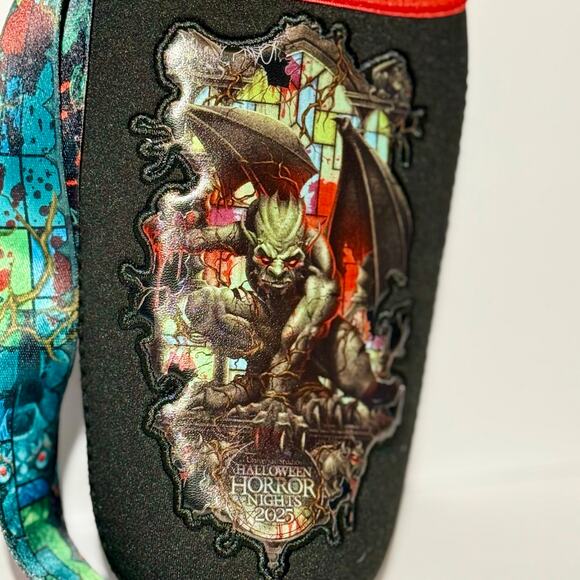 Neoprene Beverage Holder Halloween Horror Nights Universal Studios Black Red - Picture 3 of 3